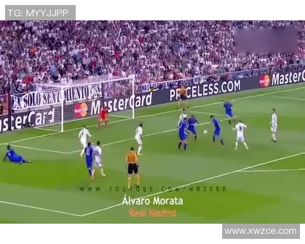 足球明星在不同球队类型中的角色与影响分析